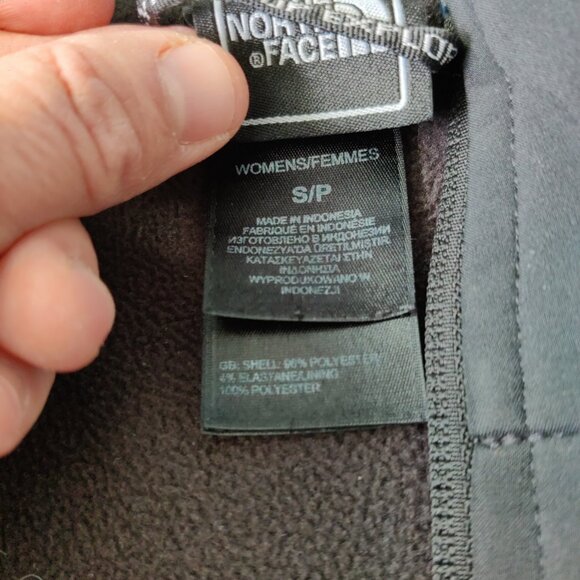 The North Face women's soft shell jacket black size small - Picture 2 of 3
